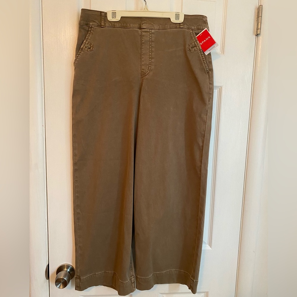 SPANX Women's Tan Boot Cut stretch twill pants